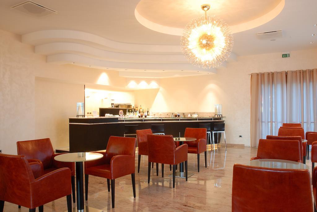 San Giorgio, Sure Hotel Collection By Best Western Forlì Restaurant photo